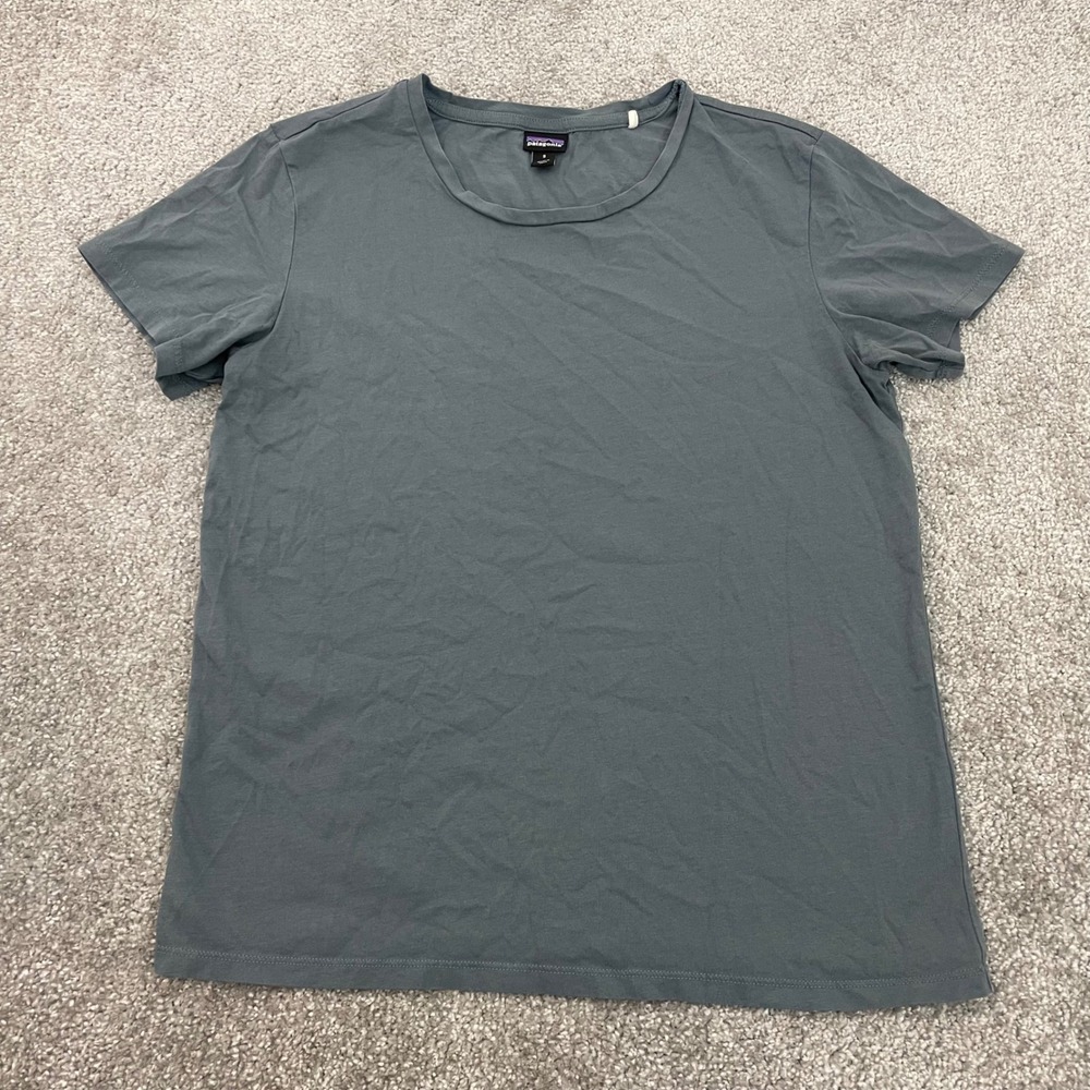 Patagonia Womens Small Short Sleeve Crew Neck Slate Blue Top Women Minimalist